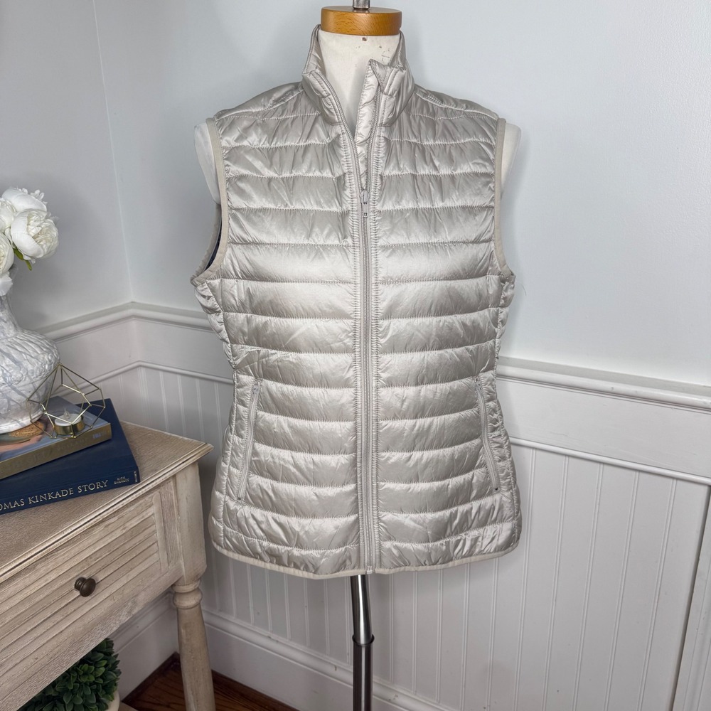 Brooks Brothers Red Fleece Womens Champagne Beige Quilted Puffer Vest Large